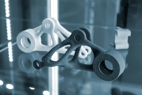 Prototipos y piezas industriales impresas en 3D con tecnología avanzada | Favism3D Prototipo 3D impreso en metal o resina de alta resistencia con diseño orgánico"