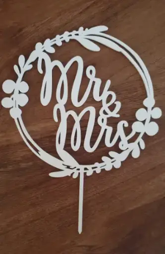 [CE-PL-3-005] Cake Topper